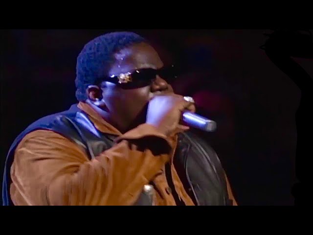 Notorious B.i.g. “one More Chance” Live At Madison Square Garden 1995