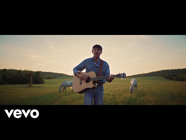 Wyatt Flores – Journey To The Plains (official Music Video)