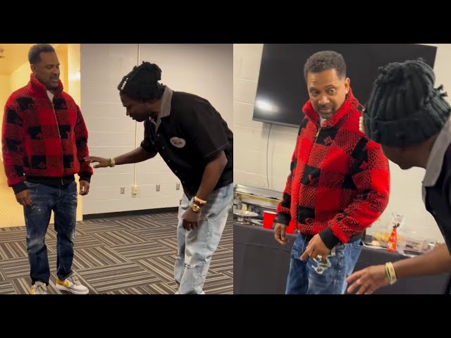 Mike epps walks out on salesman who interrupted his comedy show to sell him shoe cleaner